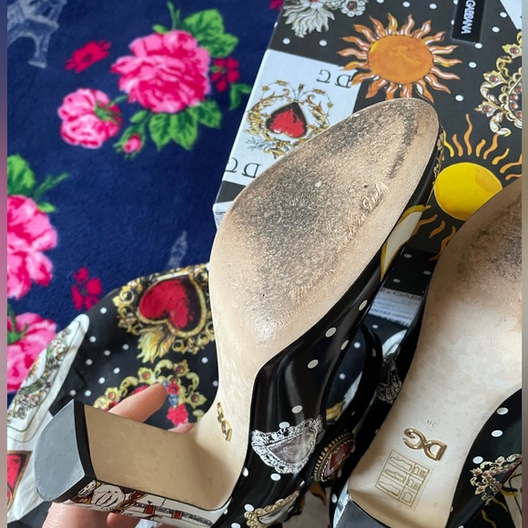 Dolce & Gabbana Mary Jane Heels - Picture 8 of 11